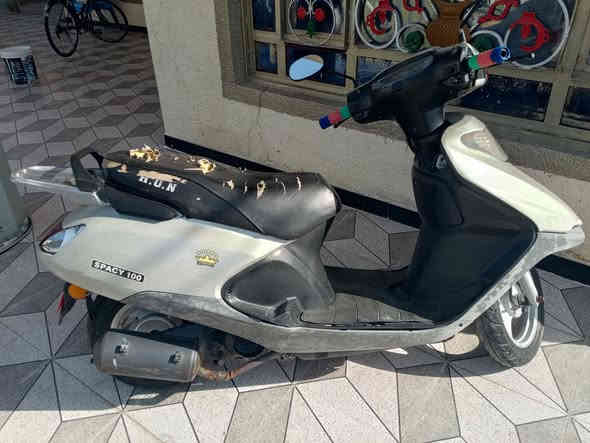 سلام عليكم درجة سبيسي حلوه السعر الرقم ***********
