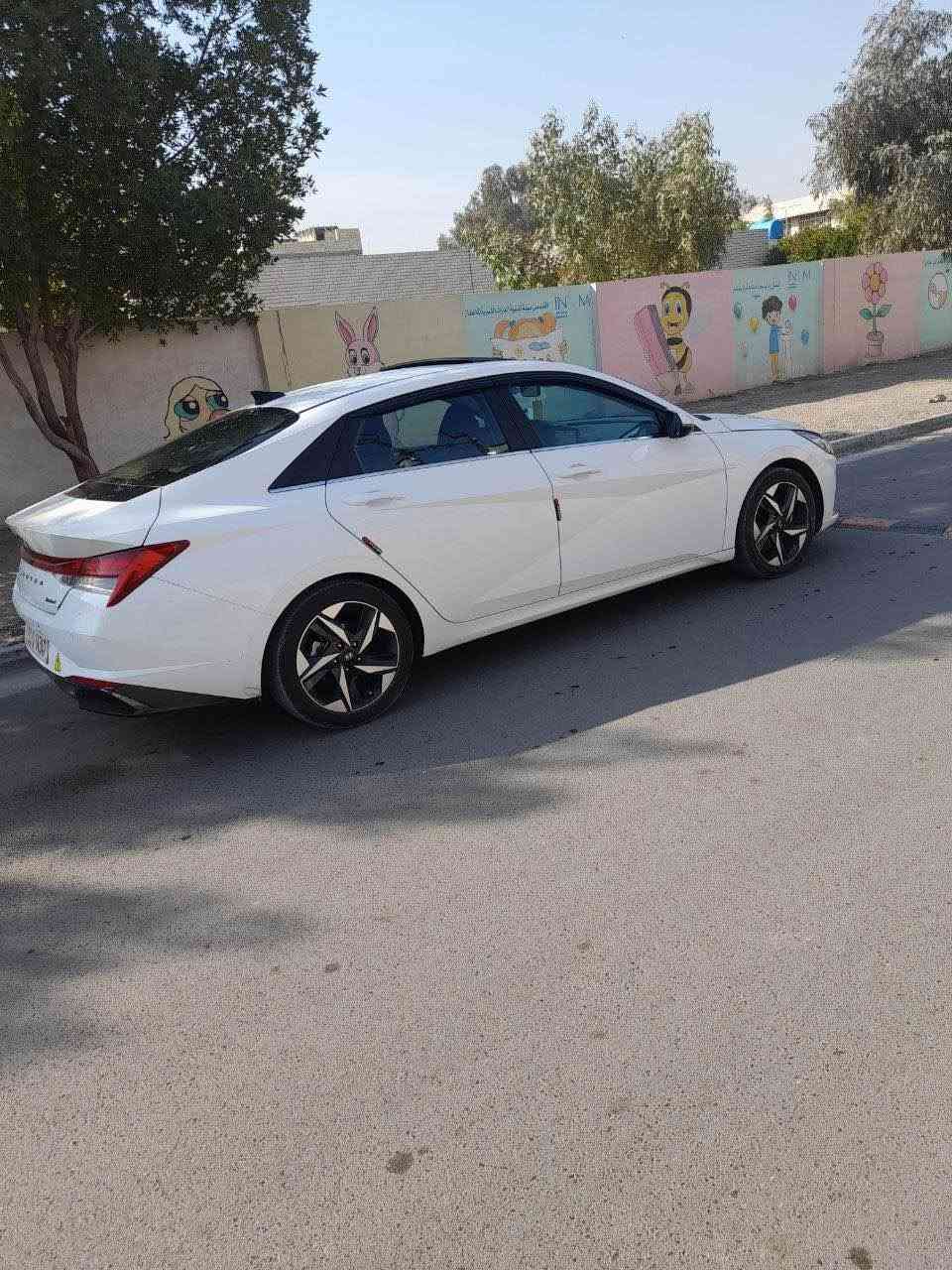 النترا 2023 امريكي حادثه خلفي بدون صبغ وتبديل  بدون ايرباك فول مواصفات ماشيه 57 كير ومحرك مكفولات السيارة باسمي تحويل ثاني يوم سعر 160 وبيه مجال
⭐️فتحة 
⭐️اوتو هولد
⭐️ثلاث انضمة قيادة
⭐️تحديد مسار سياقة ذاتيه
⭐️سياد بريك كهربائي
⭐️شاشه دجيتال
⭐️اشاير مري
⭐️تبريد بيانو
⭐️تشغيل عن بعد
⭐️كشنات جلد
⭐️تدفئه تبريد كشنات
⭐️مقاعد كهرباء
⭐️اندرويد اوتو
⭐️لد امامي خلفي
⭐️مانع اصطدام توقف ذاتي
⭐️فول رادارات
⭐️شاحن واير لس
⭐️مواصفات لمتدد وبعد بيه هواي مواصفات بغداد, العراق


**إذا كنت صاحب هذا الإعلان وتريد حذفه لأي سبب، رجاءا أرسل رسالة إلى الدعم الفني**