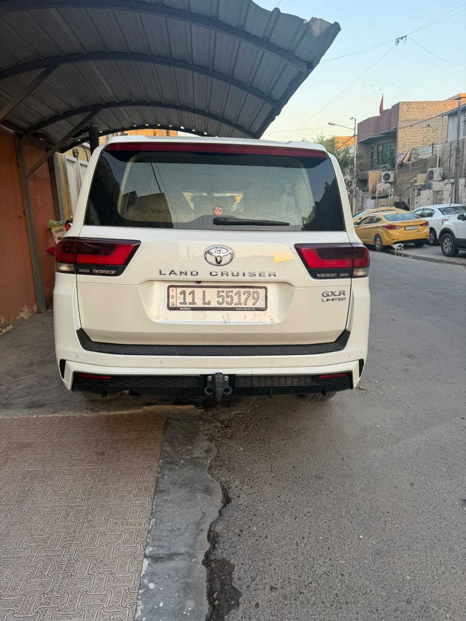 السلام عليكم شباب
لاندگروز 24 
ماشيه 27
GXR PREM LIMITED 

للاستفسار اكثر : ***********
