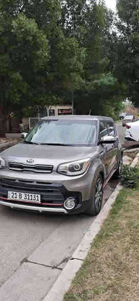 بسم الله وعلى بركة الله  بيع سياره صول 18 محرك 1600 تيربو  / فول مواصفات ماعدا فتحة السقف / حادثها من امريكا دعاميه خلفيه حادث بسيط / السعر 120 وبيها مجال للطيبين الشراية وهاي صورتها اليوم بالمطر وانشالله خير وبركة 
*********** مكاني الوزيريه 
مع العلم سنويه وهزه جديده
