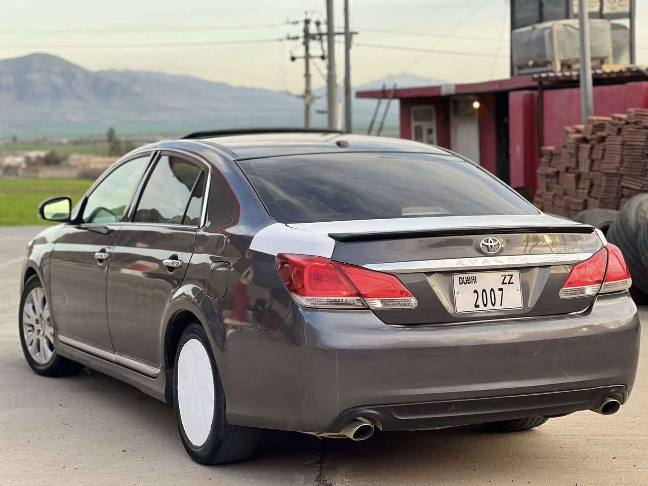 سەرەتا بەناوی خوای گەورەو میهرەبان 🤍
تویتا ئەڤەلۆن مۆدیل ٢٠١١ 
بڕاوەی دوبەی
سەیارەکە فول فول مواسەفاتە بەسمەو پەردەوە جڵد کوشن ساردو گەرم

بڕاوەی دوبەیە
سعری تەنها ٧٥گەڵا محامەلە
ژ.م***********
شوین ڕانیە حاجیاوا
سڵایت   

تەعدیل سورعە ئاوینە کارەبا و ئیشارەت
سەیارەکە زۆرۆزر لۆکە 
گێڕو مەکینەشی بەشەرت 
سەقفی بۆیاخئ بەشەرت ✅
کوشنو سوکانی بیلادی نەدراو زۆر جوان ماوەتەوە
کامل جایز کراوە 
تەبردی بەسراوە
بریکی بەسراوە مەزبووت
تەقەو ڕەقەی تیانیە
چرکەو ١٠٠دۆلار ببڕە
سەیارەکە بەس سایەقیکی دەوی
