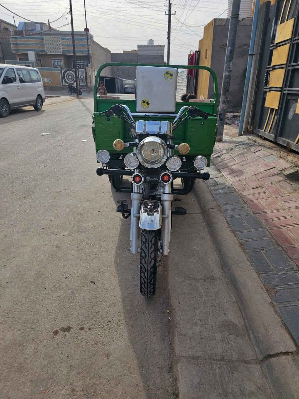 السلام عليكم ستوته للبيع الموديل 23 مقفوله وينقص ما بيها مكان كربلاء قرب مستشفى التركي رقم المبايل *********** سعر خاص تصل وبيك خير ودلل
