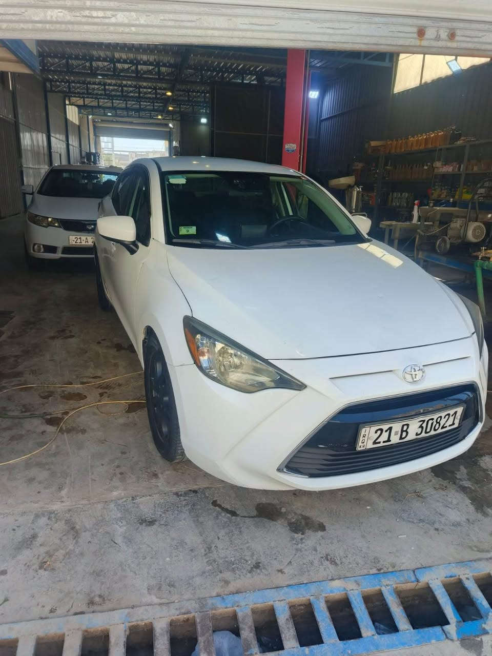 للبيع – تويوتا يارس 2018 وارد أمريكي رقم سليمانيه

سنوية جديدة ال٢٠٣٠

بأسمي تحويل مباشر

أو وكالة

🔹 المواصفات:

الموديل: تويوتا يارس Yaris

سنة الصنع: 2018

وارد: أمريكي

رقم اللوحة: سليمانيه

المحرك: 1500cc اقتصادي يعمل على البانزين العادي بدون دوانز 

ناقل الحركة: أوتوماتيك – 6 سرعات

عادي+ اوتماتيك+سبورت

دخول بصمة+تشغيل بصمة +صندوق بصمة 

تشغيل بصمة ✅

شاشة وسطية + كاميرا خلفية ✅

مكيف بارد جداً ❄️

رادار مانع تصادم أمامي ✅

نظام قفل سرعة (كروز كنترول) 

السعر ↓

١٠٥ وبيها مجال للطيبين 

السيارة ضربتها موضحة بغداد, العراق


**إذا كنت صاحب هذا الإعلان وتريد حذفه لأي سبب، رجاءا أرسل رسالة إلى الدعم الفني**