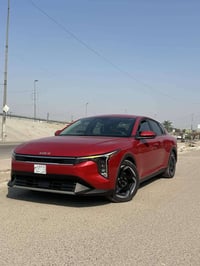 k4 للبيع دخول جديد منفيز بسمي  مكان السيارة بغداد 07733887833