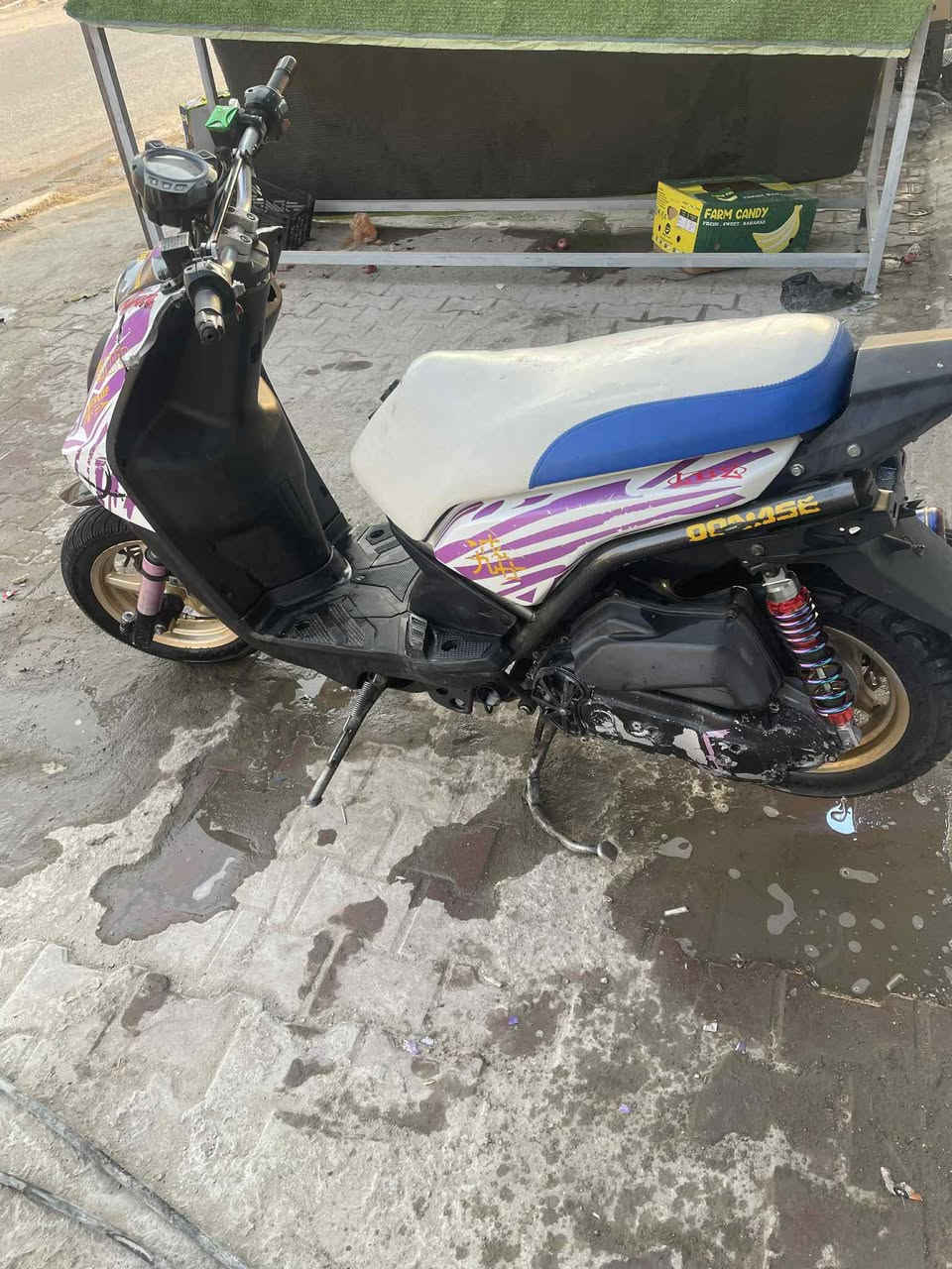 سلام عليكم سكنز جبلي للبيع
مكينة ٥٨ونص بيها كلجات وبيها صالنصة قطعتين وبيها صدر وبيها هاوزن وبيها بكلايت.نقصها نوزل فقط كاملة مكملة شغاله       السعر خاص هاذا رقمي للتواصل *********** مكاني كاضمية ساحت عدن
