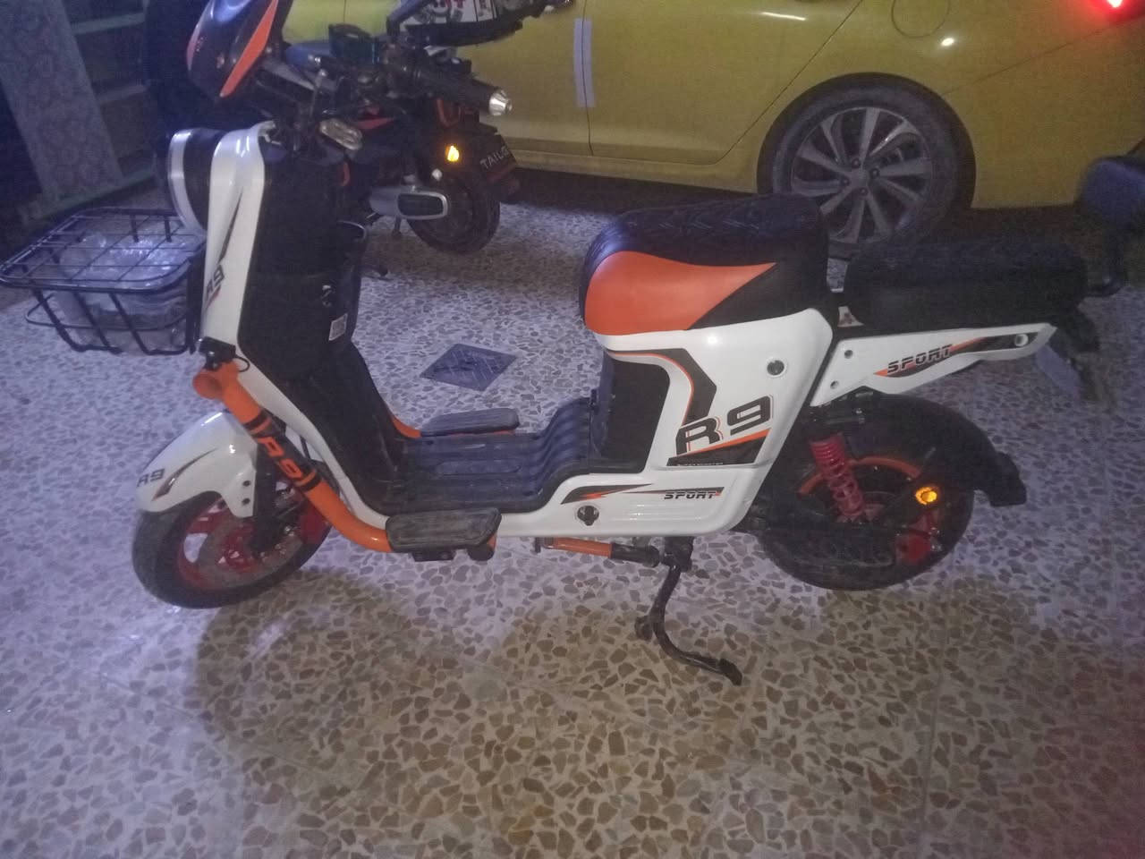 مطور للبيع بطاريات شرط الاشار شرط شغال خلاط وسعر 400 وبي مجال مكان موصل حي سومر
***********
***********
