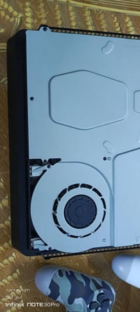 من رخصة الادمن للبيع 1- ps3 سلم مهك.ر مع الالعاب مع 2 يدات مع الملحقات...