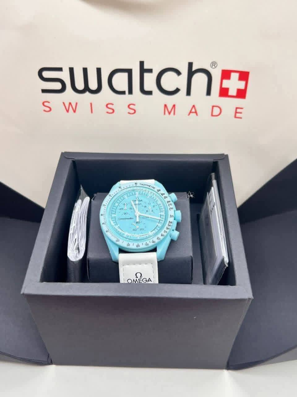 ساعة من ماركة اومكا Omega x Swatch MoonSwatch وارد اوربي
تحفة فنية

تصميم مستوحى من سطح القمر والأرض

مكينة كوارتز ناعمة ستوبوج (جميع السناتر شغاله)

المينا رمادية محببة تعكس شكل التضاريس القمرية

فول لامينوس ارقام واميال

مؤشر مراحل الأرض شغال يظهر الأرض بألوان خاصة والمحيطات تتوهج تحت ضوء UV

مؤشر مراحل القمر شغال 

هيكل من مادة Bioceramic (خليط بين السيراميك والبلاستيك الحيوي)

 سير قماش VELCRO مختم

زجاج معدني مقبب ضد الخدش

مقاومة ماء وغبار 

السعر 35الف مع توصيل والملحقات


**إذا كنت صاحب هذا الإعلان وتريد حذفه لأي سبب، رجاءا أرسل رسالة إلى الدعم الفني**