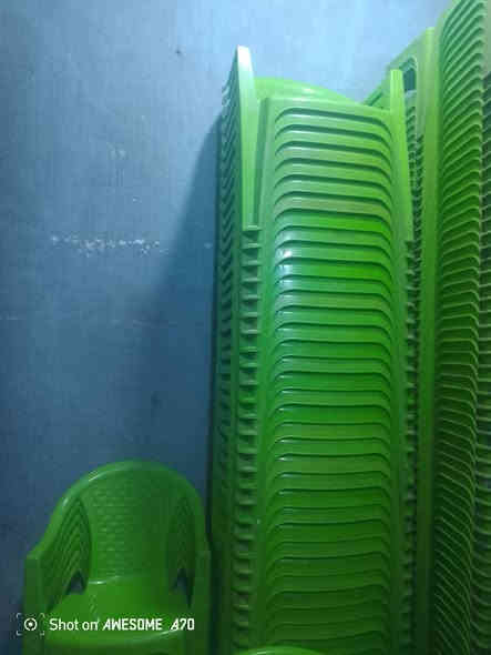 كرسي ناصرللبيع اصلي نضافه 98سعر نهاي 5ونص قفل بغداد مدينه صدر ***********
