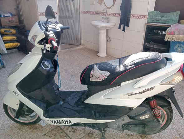 دراجة سكنس نضافة فول مماشية مكفولة رمبة للبيع السعر مليون و100 مكان الشعب ***********
