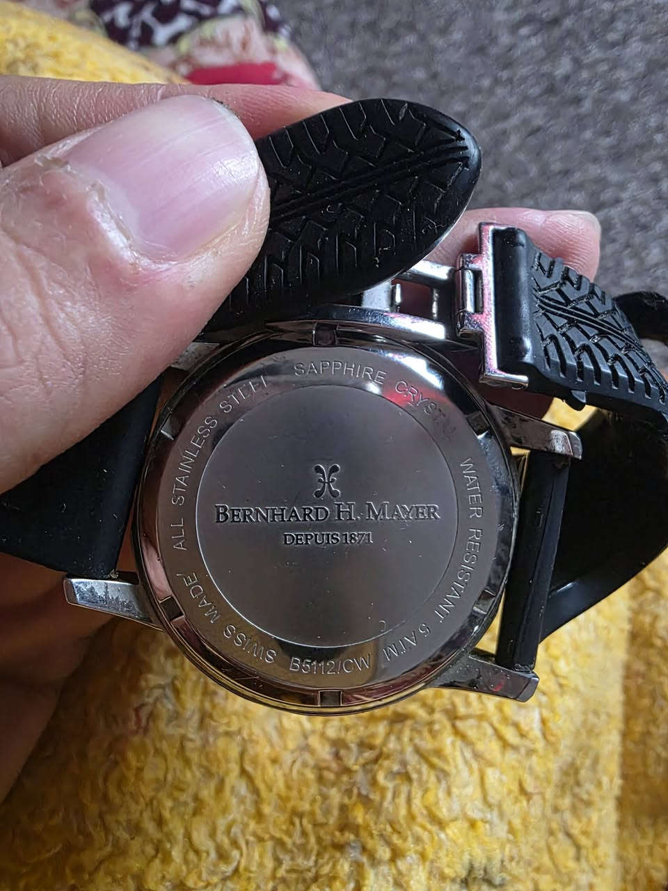 السلام عليكم ساعتين للبيع سامسونك واتش 5 برو وساعة ام الميل برنارد اج ماير ماركه عالمية نظافتهن بال 90 بالمية والسعر 300 قفل بدون كوارتين
واتساب ***********
