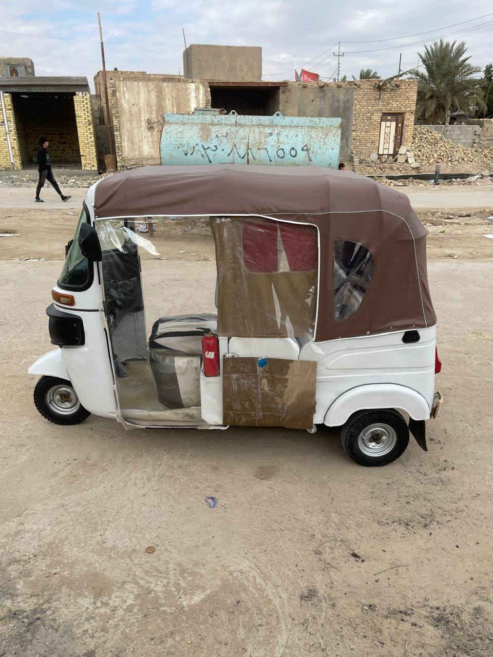 السلام عليكم تكتك للبيع 21 رقم ذي قار  تحويل ثاني يوم جاهز من كلشي. للاستفسار ***********
