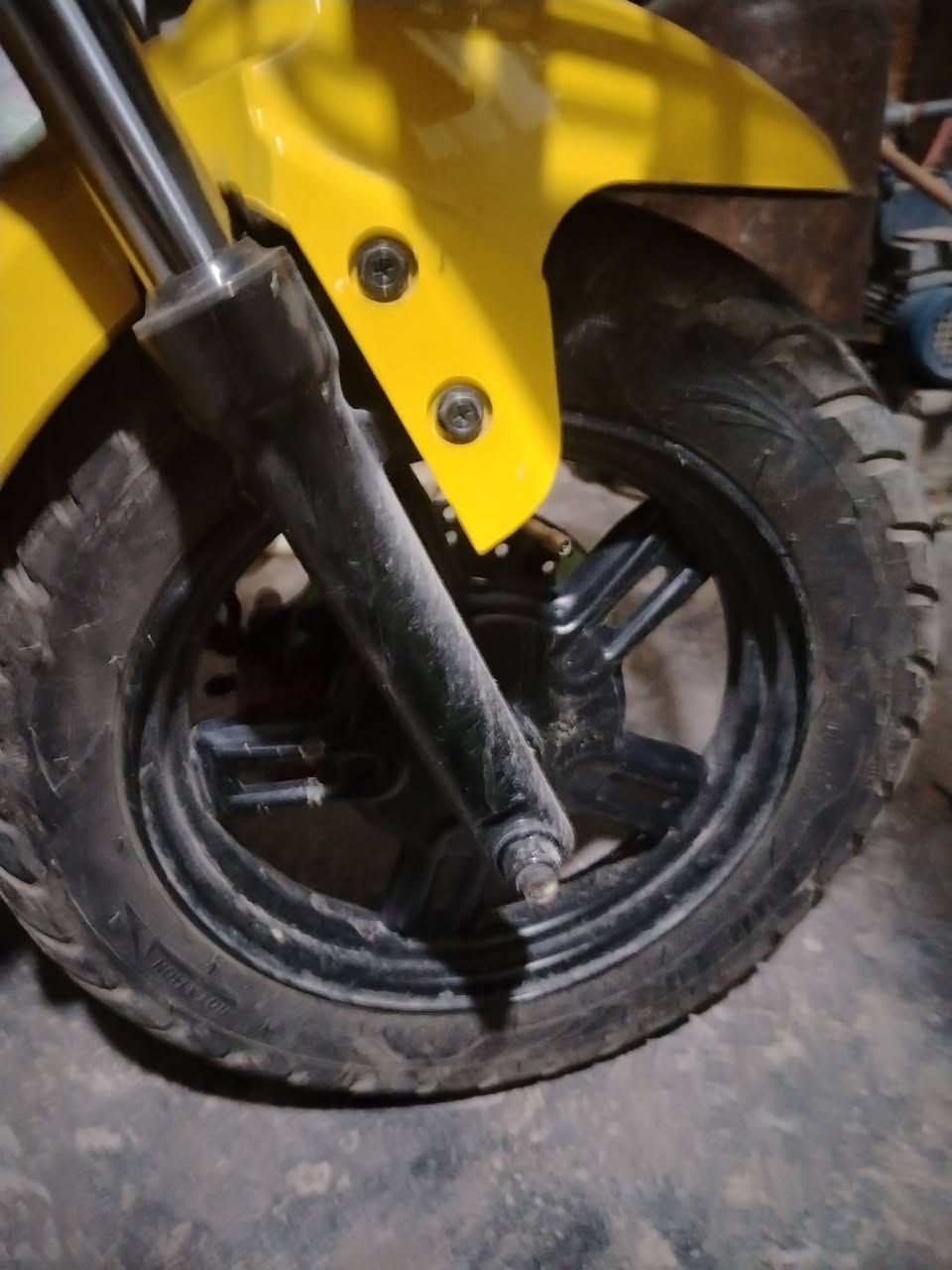 دراجه شحن R9 حجم عشرين بطاريات ٥ كبار ب350


**إذا كنت صاحب هذا الإعلان وتريد حذفه لأي سبب، رجاءا أرسل رسالة إلى الدعم الفني**