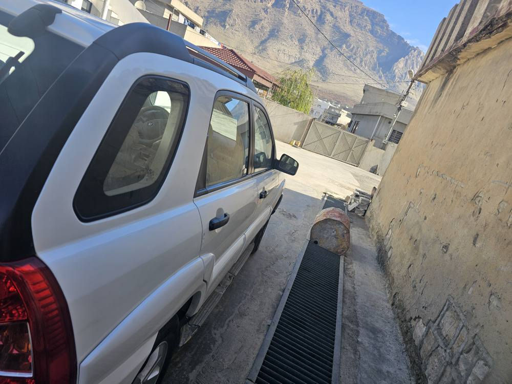 کـیاسپۆرتاج خلیج مـۆدێل 2010سپی،بەفری فول مواسەفات گـێڕئۆتۆماتیک ســڵایتABSناوفۆمیکاناوزەردپێنج ویل کەپ 183هەزارڕۆشتوەبێ بۆیاخ  هیچ لێدراوی نیەکرانەوەی نیەپێشودوای کەپسە  ڕەقەم هةوليرة سەنەوی 1سالةتەواوبوە زۆرپاکەوماڵی دۆستەسیعری120گەڵاوکەمیک مەجال زمارة 
***********
*********** سوران, أربيل
