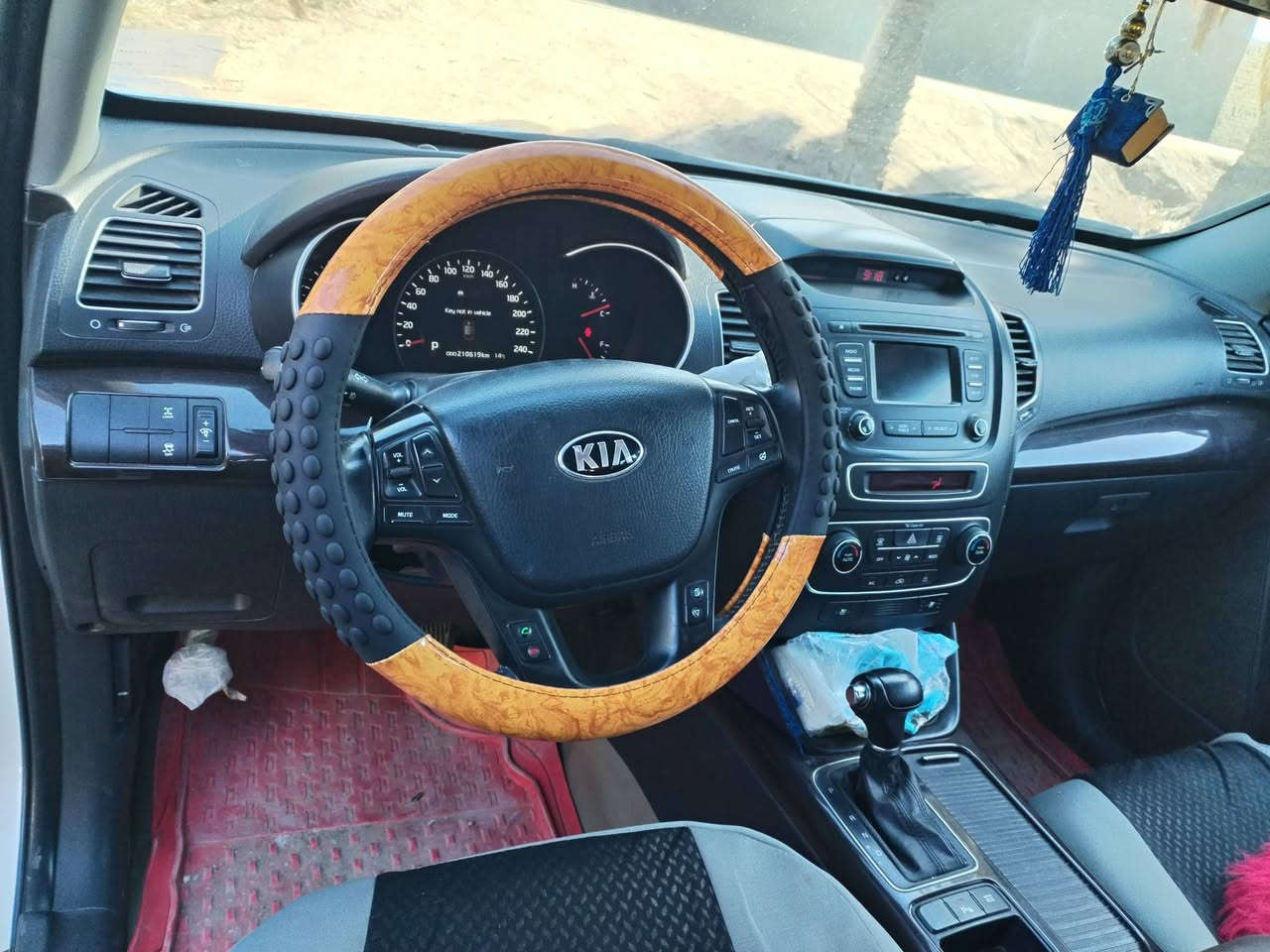 سورنتو 2015 مكينه ٦ خليجي كويتي فول مواصفات عدا البانوراما تخم تاير جديد سنويه صاقطه صار شهر رقم قادسيه كير ومكينه على وضع الشركه ماشيه ٢٠٠ المكان النجف السعر210 ***********
