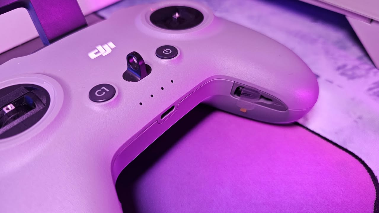 كانترول كبس ... متوفر توصيل


**إذا كنت صاحب هذا الإعلان وتريد حذفه لأي سبب، رجاءا أرسل رسالة إلى الدعم الفني**