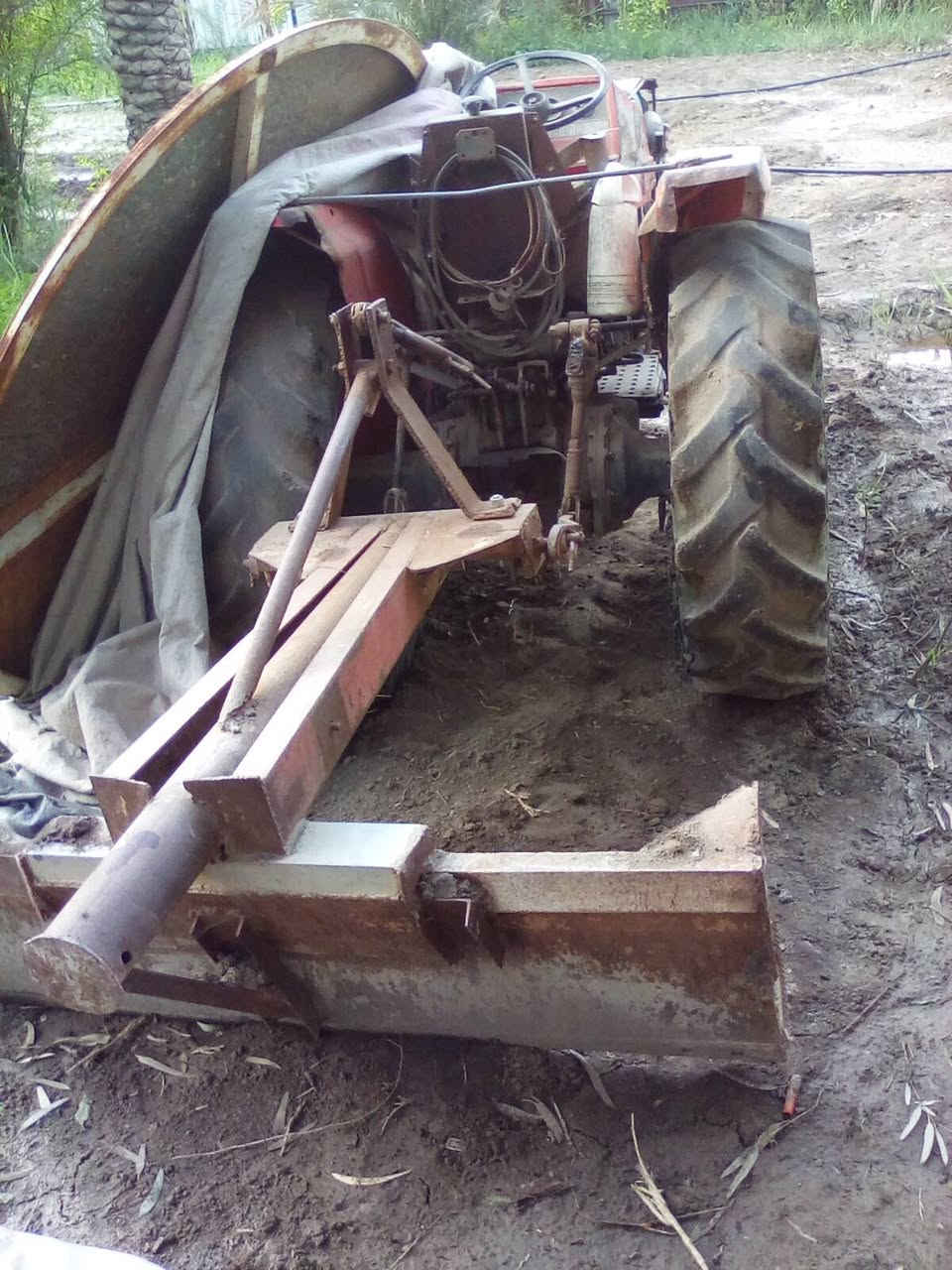 السلام عليكم كابوته موديل ٩٠ مع ٤ معدات مكاني واسط الصويره السعره ٥٠ ورقه اخوان الي ما يشتري لا يعلق ما مجبور مع التقدير


**إذا كنت صاحب هذا الإعلان وتريد حذفه لأي سبب، رجاءا أرسل رسالة إلى الدعم الفني**