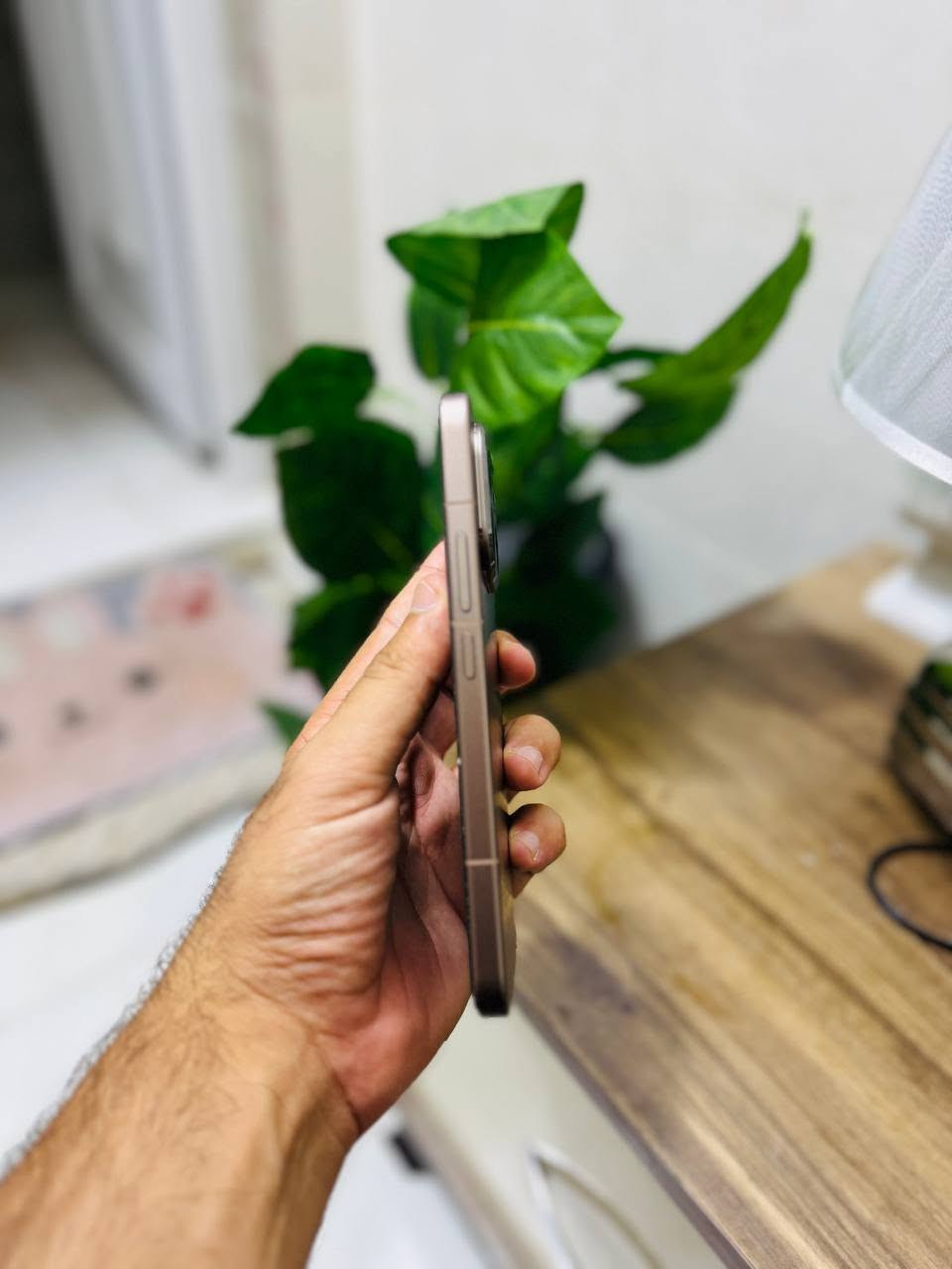 السلام عليكم
Xiaomi 15T Pro
شاومي 15 تي برو 
الون ذهبي موكا
الذاكره 1 تيرا واحد تيرا 
الذاكره العشوائيه (الرام) 12
نظافه الجهاز 100% جدا ممتاز 
الجهاز بعده بالظمان 
حاله البطاريه 97% 
جهاز اخو الجديد ظمان شكد متريد للبيع فقط السعر 800 وبي مجال قليل للاستفسار الاتصال ***********
