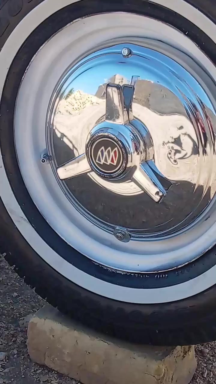 سلام عليكم ستوته للبيع موديل 2017 شاصي مكفول مكينه موديل 24 فول نعومة سعر خاص لخاص مفتوحه  تريد تخابر هاذه رقمي *********** لمو شراي لايجي ويتعبني
