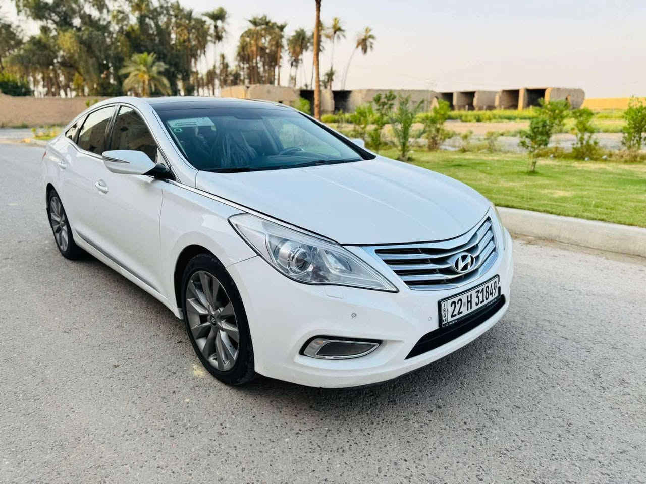 هونداي ازيرا 2014 فول مواصفات بارد بالبنيد من الخارج السعر 125
***********
