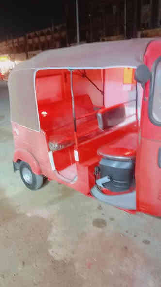 السلام عليكم تكتك 18 بلاديه من لدعاميه لجاملغ شرط تراي مال زيرو التكتك جانت مضمومه بيه فقط خياسات بلدوسه ومعمره ومصبوغه جاهزه عله اخر شي شغل وطلع اوراق كامله شرط الترقيم لاضربه ولا صبغ سعرهه 3850 تلث ملاين وثمنميه وخمسين 
عنواني بغداد الشعب ***********
