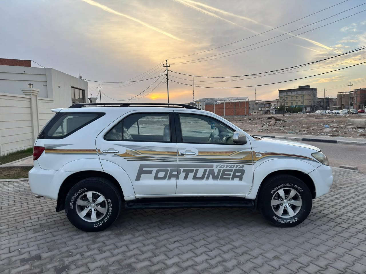 السلام عليكم فورجنر 2006 خليجي رقم بصره مشروع وطني  سته سلندر  كير ومكينه حداديه تبريد تخم تاير  جديد  السياره جاهزه منقصه اي شي  دواخل  بيجي مكفوله من الضربه بيه مكانات صبغ السعر مناسب 118 ورقه 
العنوان/ بصره ياسين خريبط 
تليفون *********** Singapore
