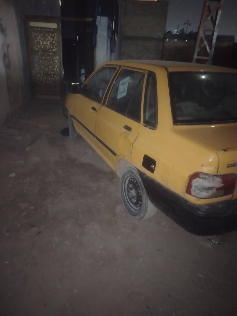 السلام عليكم سايبه موديل12للبيع رقم الماني واسط راعيه بكربلاء السياره خير من الله السعر18ورقه الشراي يتصل *********** مكاني كربلاء
