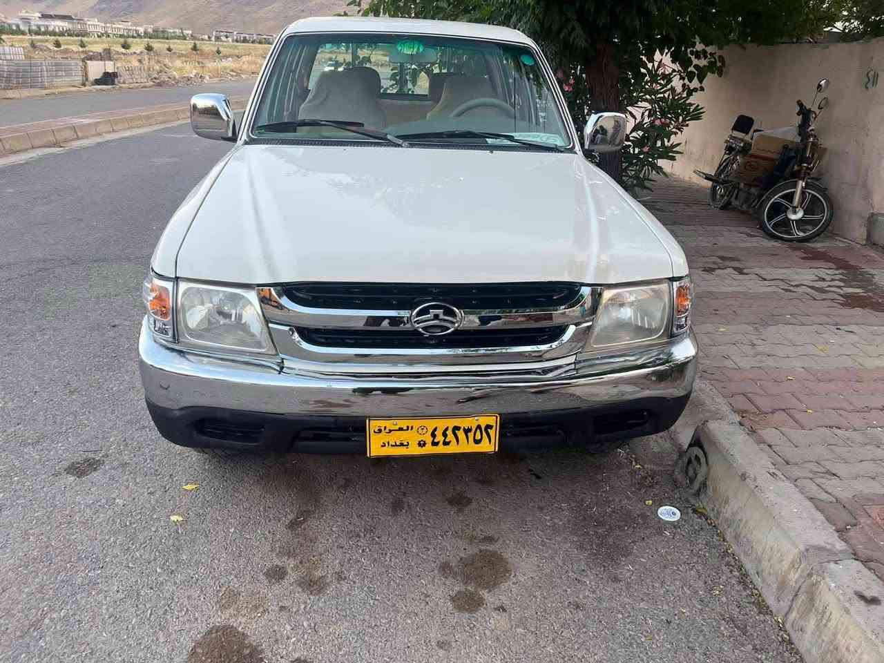 دێر مۆدیل ٢٠٠٦ ئاڕم پلاستیک هەولێر مەکینە بەخ بە شەرتی گێر و مەکینە سەقف و شانی بە شەرت جەمەلاخی لای سەیاقی بۆیاخە  سەیارەکە زۆر توند و تۆڵە هەموو گیانه بە شەرت سحری ٥٥ گەڵا 
***********
*********** السليمانية, العراق
