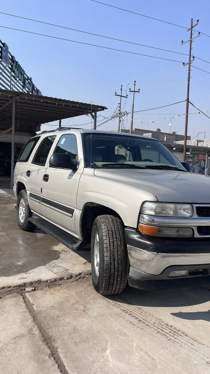 تاهو الفينيه 2006 اصل 🇺🇸
رقم سليمانيه باسم ولد بالبصره شرط تحويل 
كفاله عامه ماعدى صبغ شوي يم قبق البنزين 
مواصفات LT معروفه بدون فتحه 
مكينه 8 سلندر 5300
تخم تايرات جديد 
المكان البصره التنومه 

💵السعر 155💵
بيها مجال للشراي

للاستفسار اتصال على الرقم 
***********
