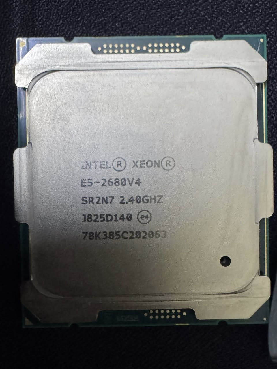 سلام عليكم اخوان 
Xeon v4 ٧ قطعة
Xeon v3 ٢ قطعطين 
الي يفيدة ينطيني سعر شلع


**إذا كنت صاحب هذا الإعلان وتريد حذفه لأي سبب، رجاءا أرسل رسالة إلى الدعم الفني**