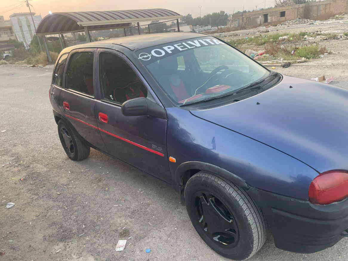 السلام عليكم اوبل فيتا سياره جاهزه كير محرك اوتو تخم تاير جديد والسياره جاهزه شغل وطلع وين ميعجبك مكان بغداد حي العامل السعر 37وبيه مجال لشراي ***********
