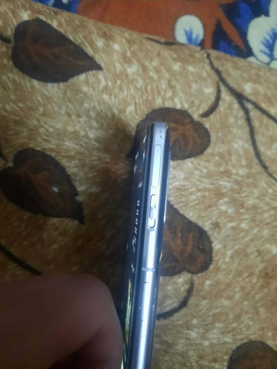 Redmi K40 Gaming
ذاكره ١٢٨
رام ١١
بطاريه ٥٠٠٠
ببجي ٩٠ فريم حقيقي
وياه كارتون وشاحنتو ٦٧ واط
ملاحظه الكامرات مايشتغلن
للببع-مراوس


**إذا كنت صاحب هذا الإعلان وتريد حذفه لأي سبب، رجاءا أرسل رسالة إلى الدعم الفني**