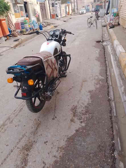 سلام عليكم متاح دراجه جبلي تترقم دراجه ما ناقصه برغي سعر 1100وبي مجال قليل أو مراوس بستوته نضيفه حسب القناعه مكاني ديالى بعقوبة ***********
