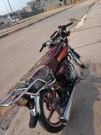 للبيع نامي برو موديل 20  خمسة كير سعر 500 بي مجال بسيط  07509491296