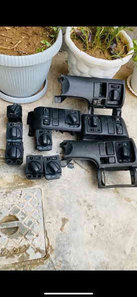 كركوك 
مقابيل كراج شيمال 
أسم محل عالم اوبل 
عدنه توصيل كل محافظة العراق 
غراض تفصيخ جديد موجود
***********
***********
كركوك
بةرامبةر گراج سليماني
ناوي دوكان جيهاني ئوپل
گياندنمان هةية بو هةموو شارةكان 
ئةشيايي بيلاد و تازة دةس دةكةويت لامان
 ***********
***********
