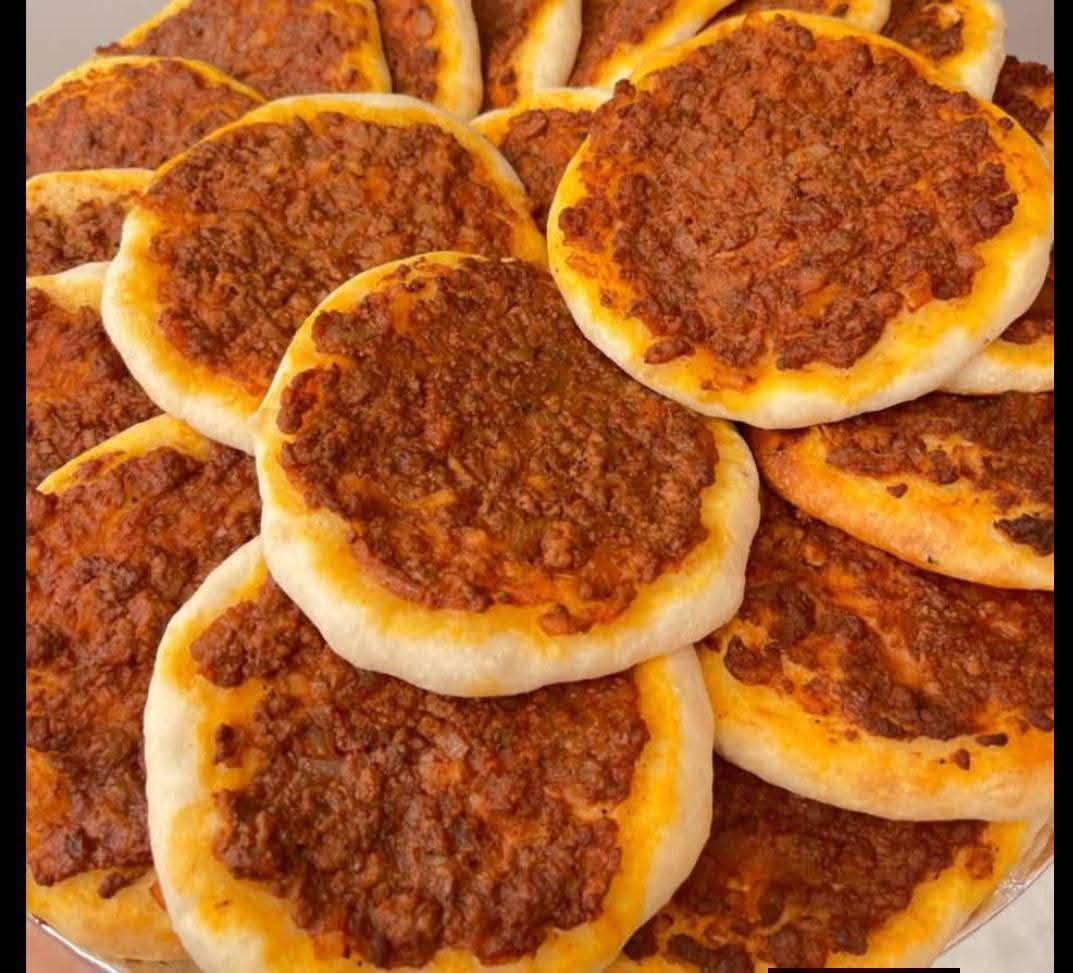 السلام عليكم مستعدون لتجهيز كافه الطلبات للمجالس الحسينيه ومواكب يتوفر لدينا حسب الطلب طوريج ويوجد توصيل ***********
