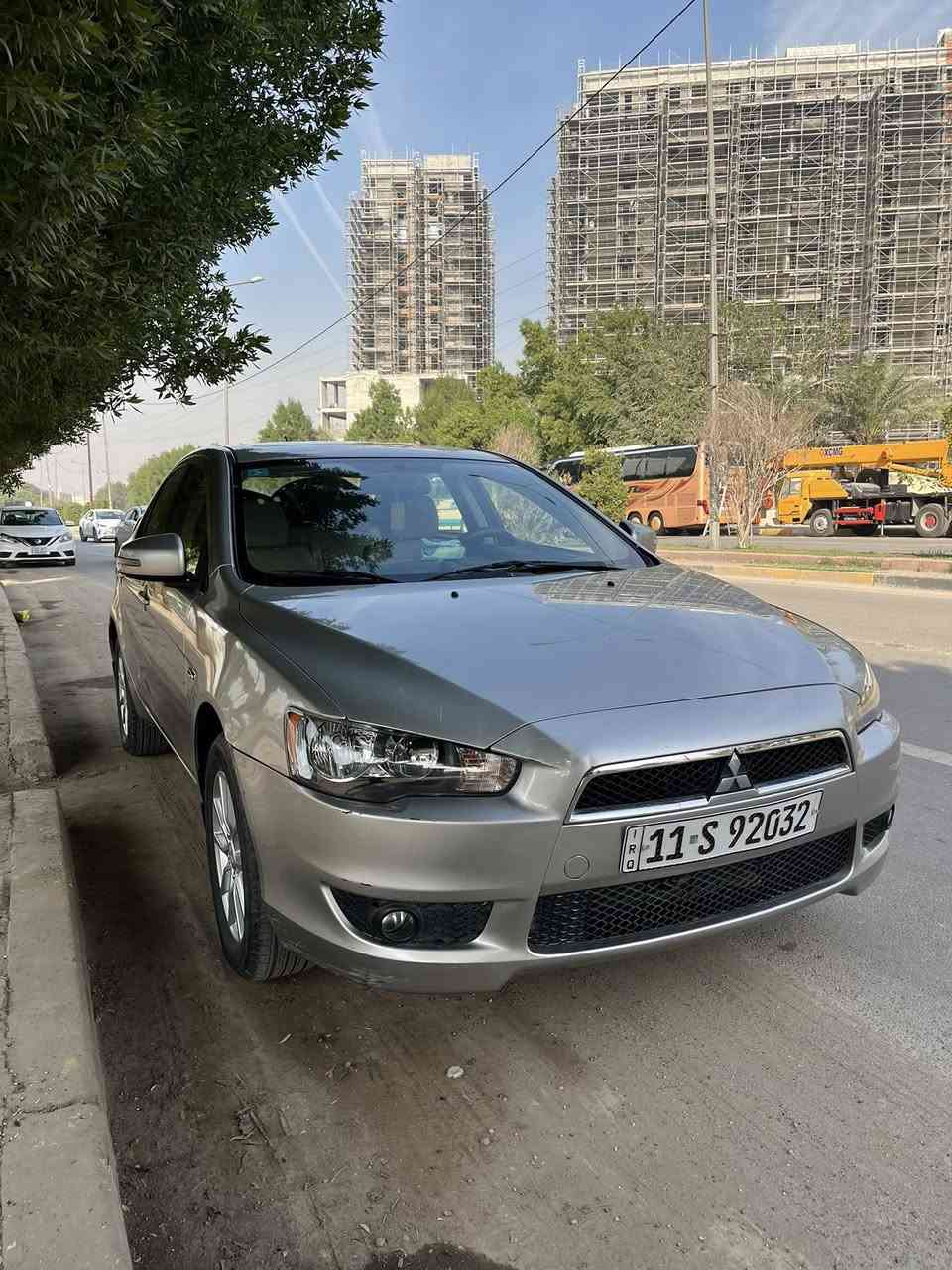 لانسر قرش خليجي ٢٠١٦  شركه عامه مكفول محرك كير تبريد ماشيه ٤٤ الف كيلو ومكفوله من الصبغ والتبديل بيهه شخوط بسيطه والمرايا الجانبيه اليسره تحتاج تبديل السعر ١١٧ وبيهه مجال رقم هاتف ***********
