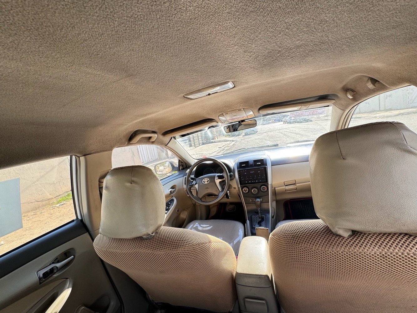 للبيع  او مراوس حسب القناعه كورلا خليجيه 2008  بجم محدث حادثة  جاملغ امامي جهة السايق وجاملغ خلف الصدر  مصبوغه جديد رقم ذي قار مميز  2027  وباسمي هيئه وغرامات مصفره والسنويه تنتهي 2028 رقم انكليزي باي مرور تحويل تخم تاير ابو الخط الابيض  شاشه تاب وكامره خلفيه جديد محرك 1800 صدر جديد امامي وخلفي لايت زنون دوشمه جديده لايلون والسعر 85 للاستفسار ***********مكان السياره بغداد زعفرانية