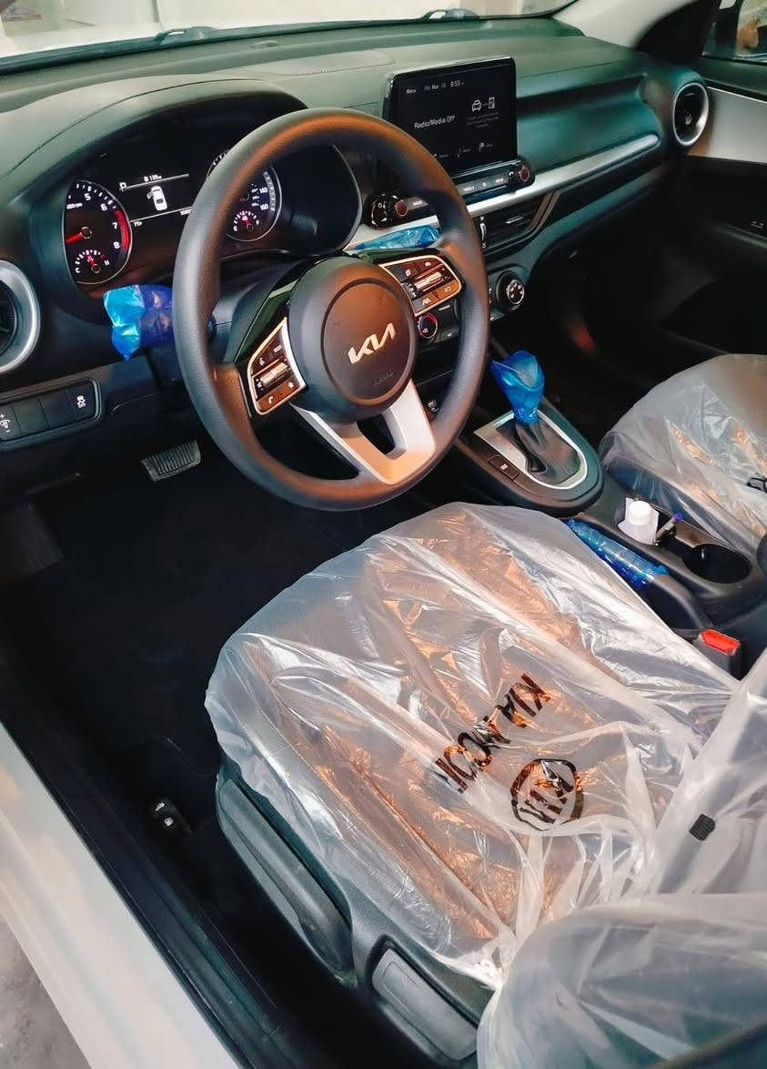 السلام عليكم 
                     اخوان كيا فورتي للبيع موديل 24 
دخول جديد السعر بدون لوحات 155$
السياره حييل نضيفه معنى الكلمه
حادث جاملوغ فقط والباب شبر بارد 
***********
