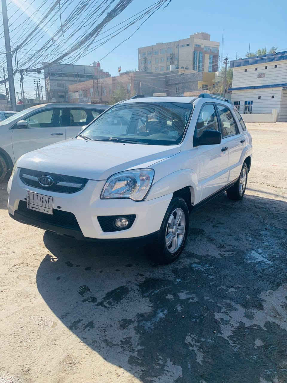 السلام عليكم كيا سبورتج 2010 خليجي تو ويل محرك 2000 دوش رقم بغداد بسمي الدولي باقي بس استلم لوحات خمسه ويل كب اربعه دسك فتحه سقف شاشه كامره فل مواصفات داخل بيجي صاج  سيارة مكفولة ما عده بيها بنيد صبغ اثر شخوط وبارد شويه بجاملغ جهت السايق مكان كربلاء السعر 123
***********
