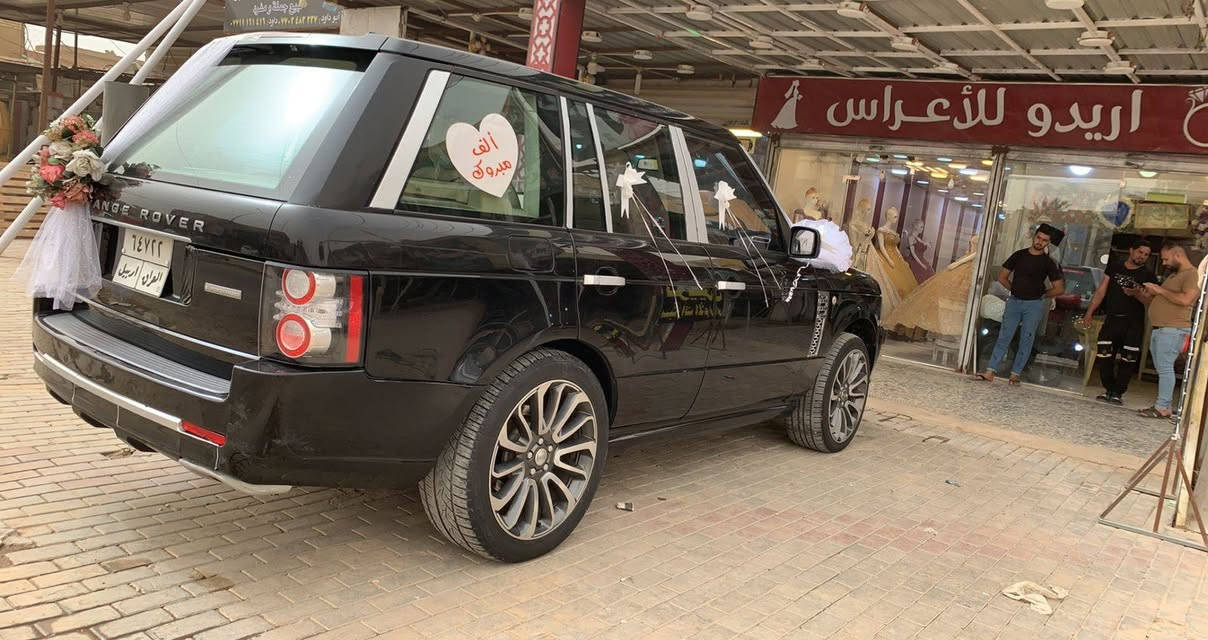 السلام عليكم رانج روفر فوك  موديل 8 محدثه 13 سياره فول مواصفات للاخير مكينه وكير جدد سياره باسمي رقم دولي الجديد اربيل مكاني بغداد السعر 160 سياره جديده خليجي *********** واتساب فقط
