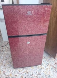 ثلاجه 6 قدم مال غرفه او مكتب تجميد فول سعر 60   07821306781 0750562509...