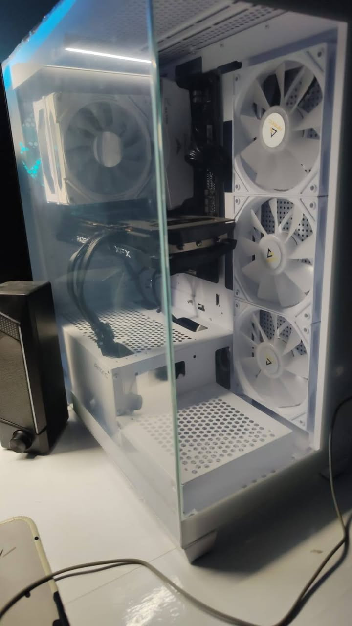 ملاحضة  كل لكرتين موجوده فقط شاشه بدون كارتون. وصل ضمان موجوده صورته 

ANTEC CX300 ARGB WHIT

DEEPCOOL PF600W 80+ WHITE

GIGABYTE B550M-K

KB KM170 COMBO

MASS COOLER S4000 WHITE

R5 5600X TRAY 

ROCK UPS OFFLINE 1500VA

TFORCE 2XBGB 3600 DELTA RGB

WD BLUE M.2 NVME 1TB SN5000

WINDOWS STICKER

كرت شاشه XFX RX6700 10GB 2FAN SWIFT

ال شاشه 2K هرتزيه 180.  لون ابيض  شاشه بدون كارتون    

كيبورد Razer ORNATA V3

موس لوجتك Logitech G502

مايك CONDENSER   سعر 25 

كيبورد 15. لابيض 

سعر ل بي سي  ول شاشه مليون و 150.  الموس 35. كيبورد 30.   رجاء رجاء مو شراي لا تدخل. ل ستفسار ***********.  مكاني بغداد عدي توصيل بغداد, العراق
