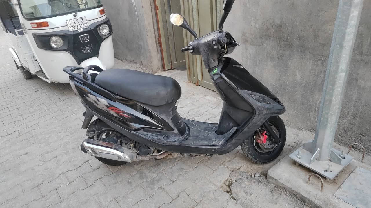 دراجه ماكس 140 كفر ومكينه مكفوله المكان الغزاليه سعر 500 وبيها مجال حك الجيه ***********
دراجه حلوه نكره سلف بس يراد ملاحضات شويه
