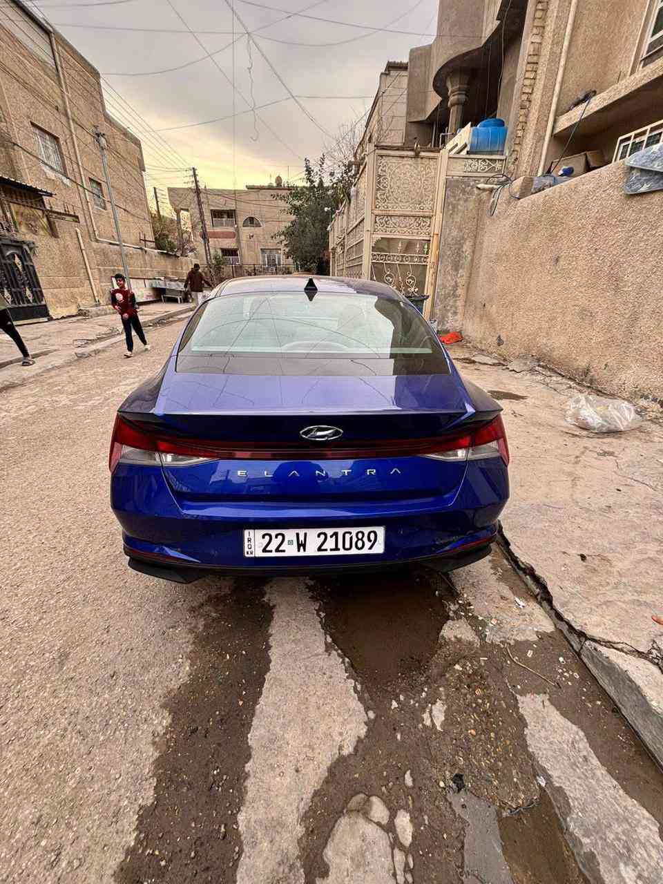 السلام عليكم
النترا موديل ٢٠٢٣ 
رقم اربيل بسمي 
مواصفات نص فول 
مكينه ٢٠٠٠ دوش كير AT 
ماشيه ٢٨كير مكينه تبريد كله وكاله 
العنوان بغداد حي اور
رقم الهاتف 
***********
السعر 145
