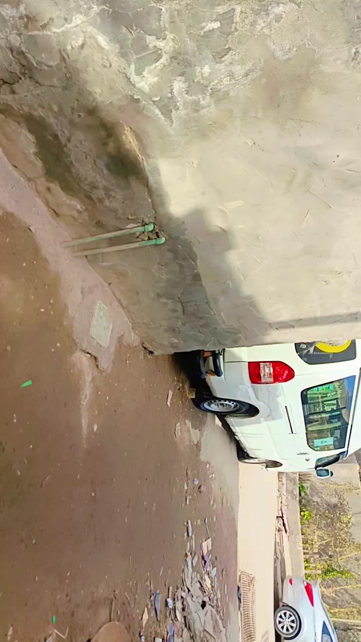 شيري 2012 سعرها 95 عنواني بصره هذا رقمي ***********
