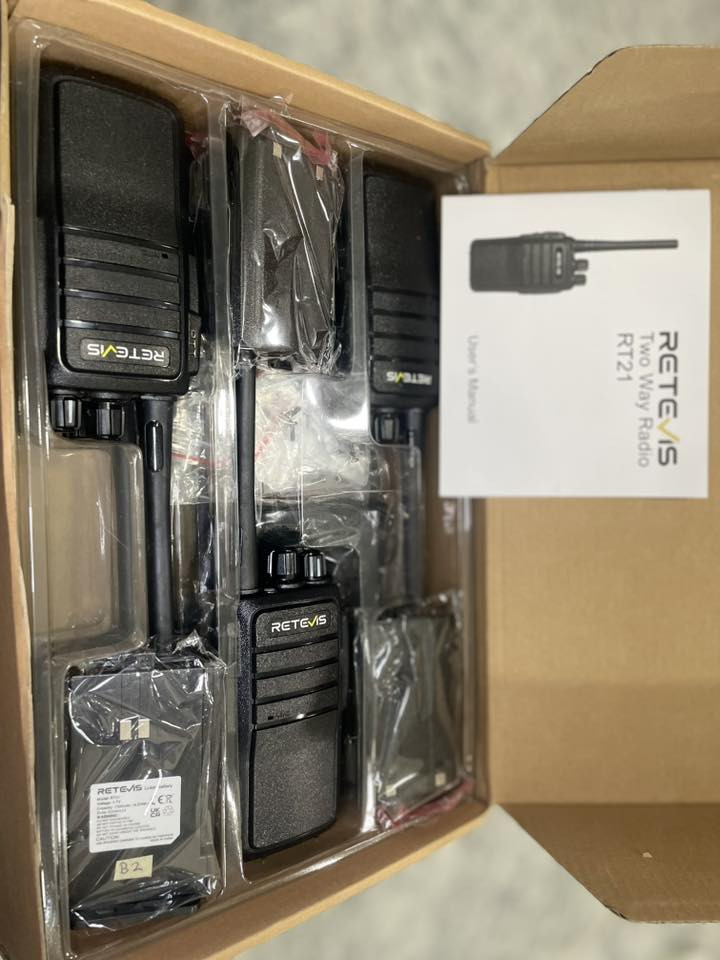 ووكي توكي Retevis أصلي 📡
جودة عالية وصوت واضح بدون تشويش 🔊
مناسب للمحلات، الشركات، الحراسة، المعامل، والرحلات
(متوفر نوعين) 
مدى اتصال قوي
بطارية تعيش
 سهل الاستخدام
 جديد داخل الكرتون + كل الملحقات
💰 سعر مناسب
🚚 توصيل لكل المحافظات

لايك + متابعة تشجعنا نجيب عروض أقوى


**إذا كنت صاحب هذا الإعلان وتريد حذفه لأي سبب، رجاءا أرسل رسالة إلى الدعم الفني**