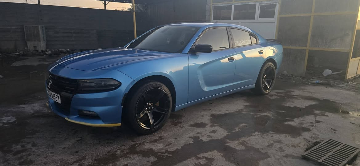 ويل نجمه. خسفه. قويه مع تخم تاير جديد 
مراوس. ب 18 او بلاك توب 
 بي طخه. بسيطه. بالكنر خارج يعني اي مشكله مامسبب موضحه. بصوره  مكاني بابل جبله


**إذا كنت صاحب هذا الإعلان وتريد حذفه لأي سبب، رجاءا أرسل رسالة إلى الدعم الفني**