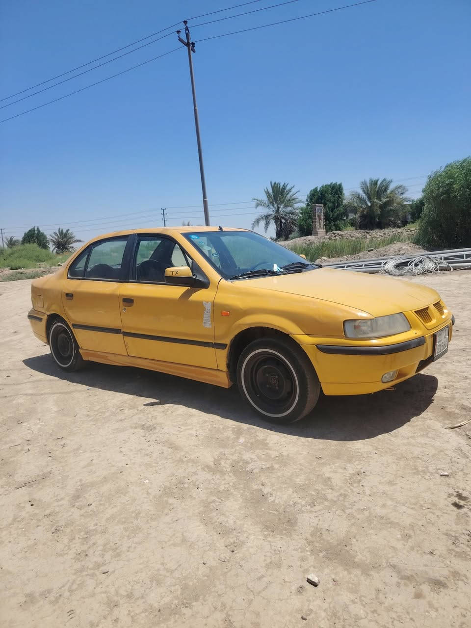 سلام عليكم سمند موديل 10 للبيع مصفره هيه وغرامات بسمي سياره حلوه ما ناقصه شي مكينه وكير خير من الله شي سنويه لل 30  مداور ثاني يوم السعر 28وبيه مجال للطيبين   الاتصال عل رقم *********** متواجد خاص
