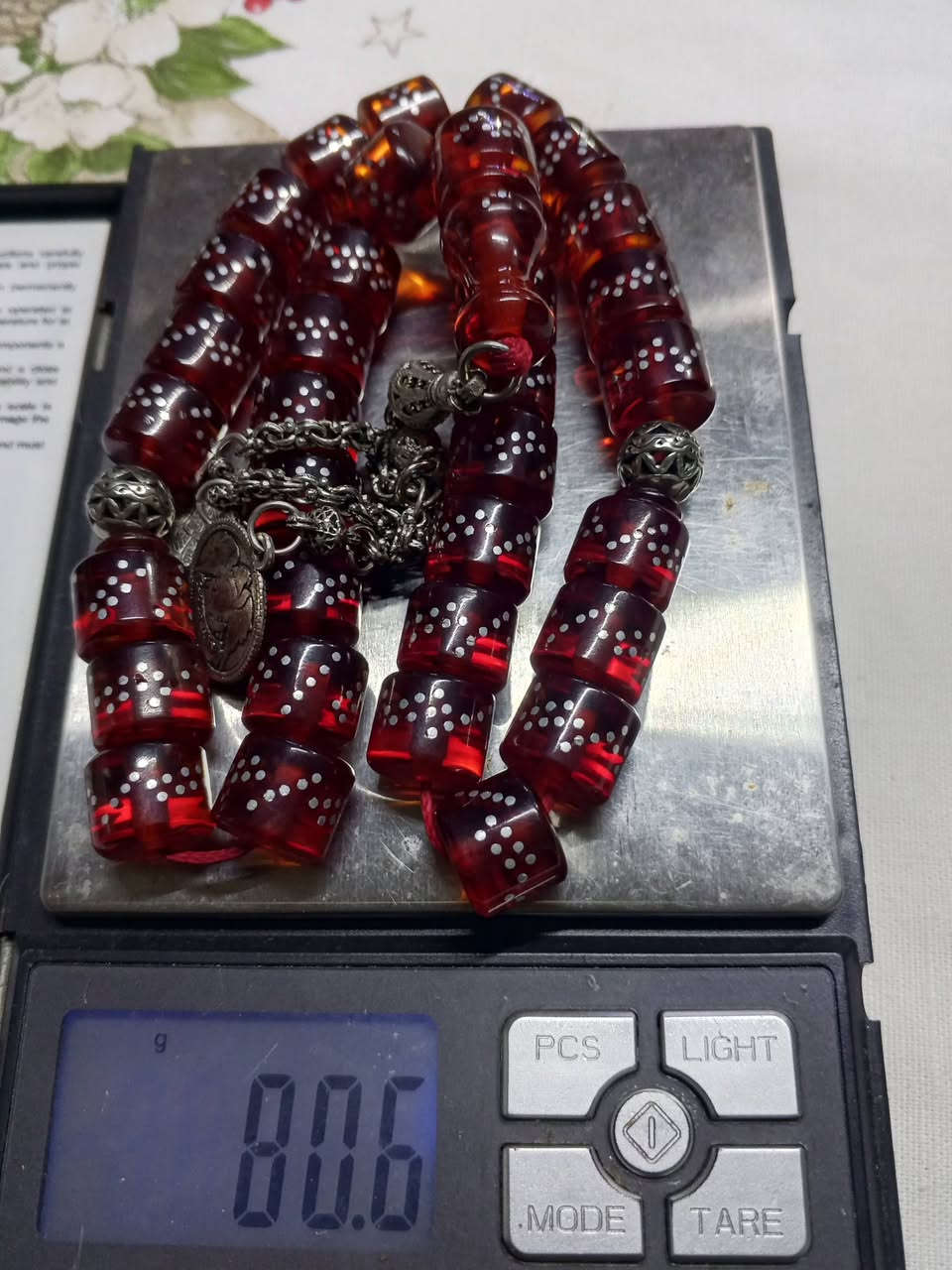 خليلي عينك ع المميز...وجيبها اذا فيك اتجيبها...
يااااجبااااررر...يااارررزززاااق...
مثل كل ليلة، اجلس وحيدا مع كنوزي
وكل خمس دقائق أضحي بأحد منهم...

اذاعم اتدور ع ختيارة والشيب مغطى رأسها شفلي هالشوفة 
وادعيلها الله يطول بعمرها  من القطع النادرة والمتحفية
مسكي شهد العسل الزعفراني انتيك خام قديم خراطة تسعينية منزل فضة عيار عالي قطع عربي 33حبة مزينة بطقم فضة حلبي  محمول شيوخ الله يهني صاحب النصيب 

#الشمالي طرطوس المدينة تاجر شنطة 
#ابوحيدر0990433674 وااتس/0991980690
فضلا وليس أمرا تعليق نقطة دعاء مشاركة مباركة دعوة 
ولكم جزيل الشكروالامتنان...


**إذا كنت صاحب هذا الإعلان وتريد حذفه لأي سبب، رجاءا أرسل رسالة إلى الدعم الفني**